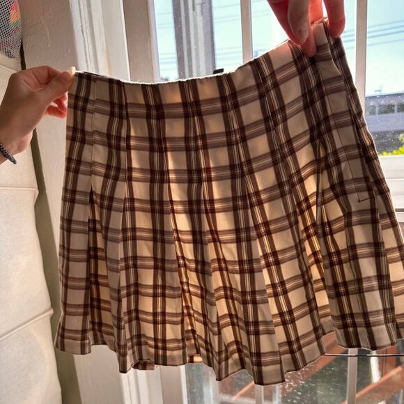 Skirt - Picture 3 of 3